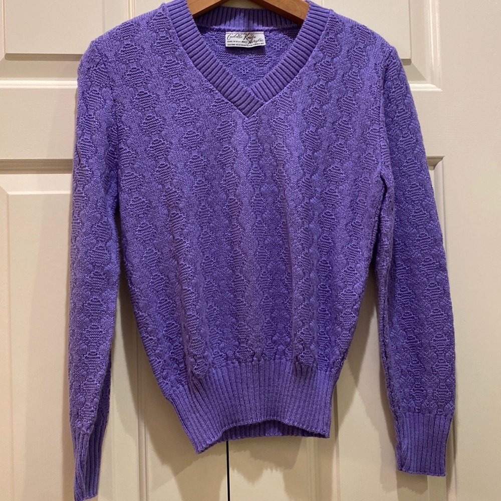 Cuddle Knits soft Lavender vintage Acrylic L/S sweater (see measurements)